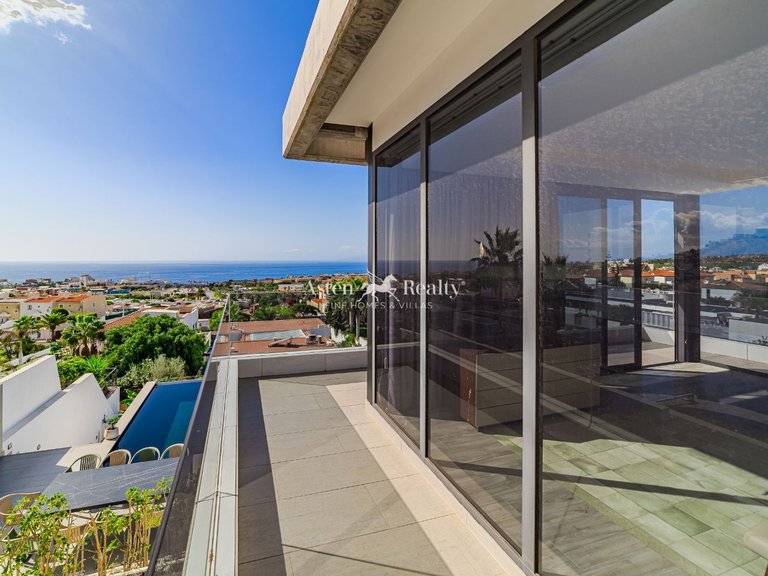 Villa for Sale in Torviscas Alto, Tenerife 49