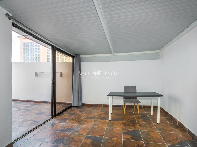 Town House for Sale in San Eugenio Alto, Tenerife 12