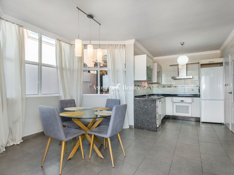 Town House for Sale in San Eugenio Alto, Tenerife 6