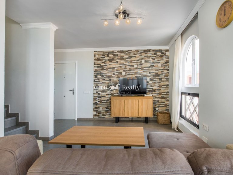 Town House for Sale in San Eugenio Alto, Tenerife 4