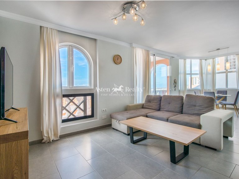 Town House for Sale in San Eugenio Alto, Tenerife 5