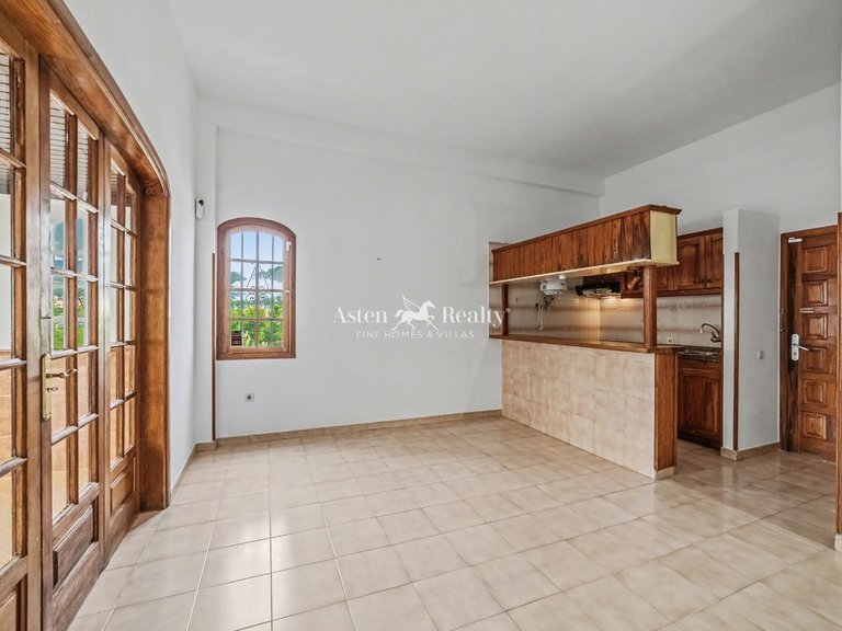 Apartment for Sale in Los Cristianos, Tenerife 6