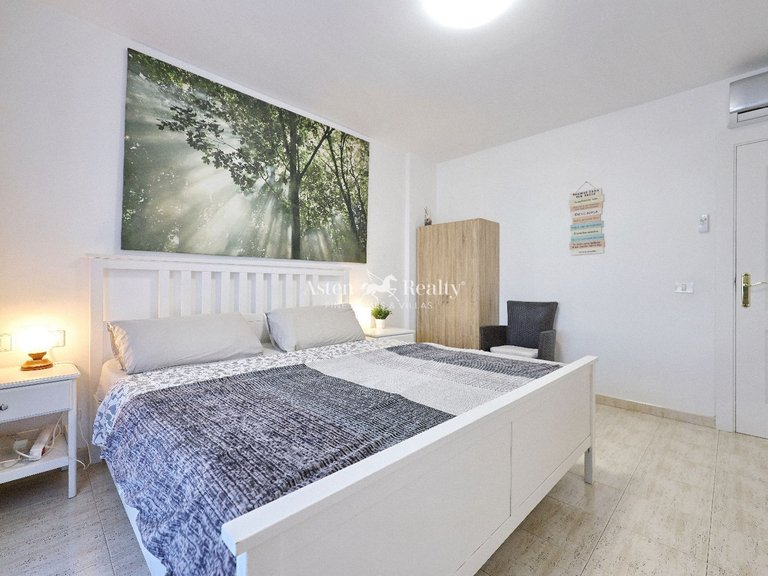 Apartment for Sale in Playa De Los Cristianos, Tenerife 6