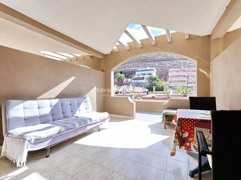 Apartment for Sale in Playa De Los Cristianos, Tenerife 1