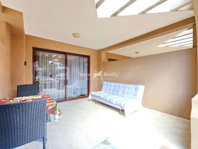 Apartment for Sale in Playa De Los Cristianos, Tenerife 2