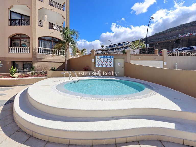 Apartment for Sale in Playa De Los Cristianos, Tenerife 13