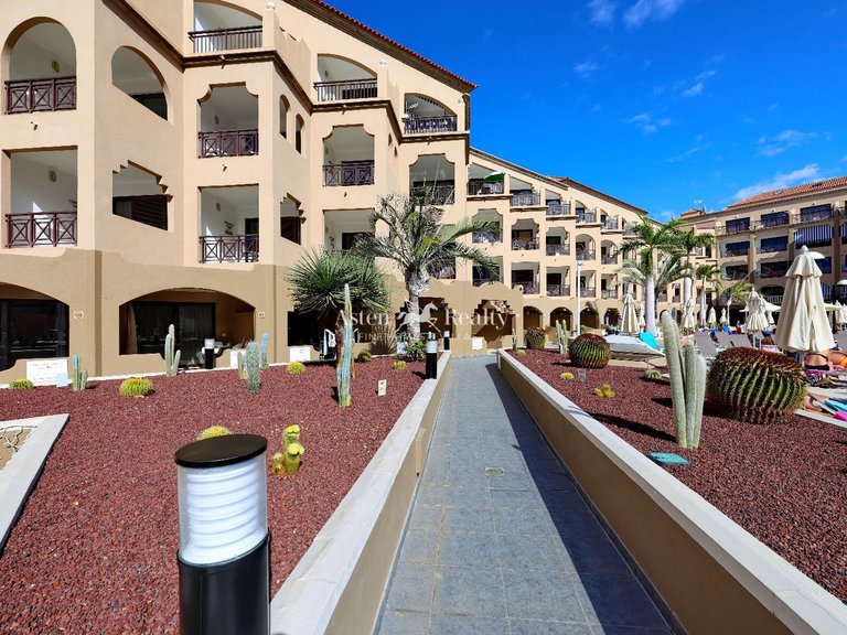 Apartment for Sale in Playa De Los Cristianos, Tenerife 15