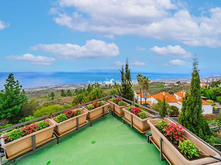 Villa for Sale in Vera De Erques, Tenerife 2