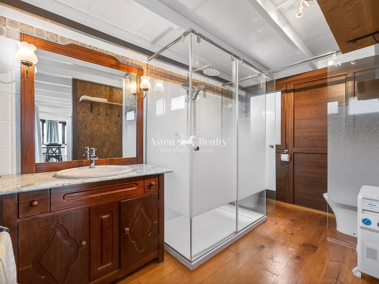 Villa for Sale in Vera De Erques, Tenerife 12