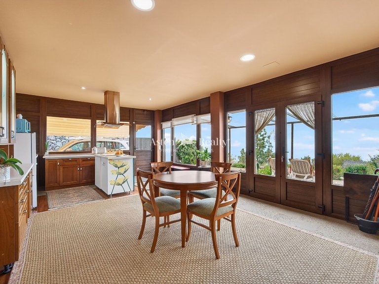 Villa for Sale in Vera De Erques, Tenerife 32