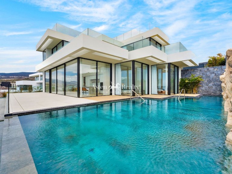 Villa for Sale in Abama, Tenerife 1
