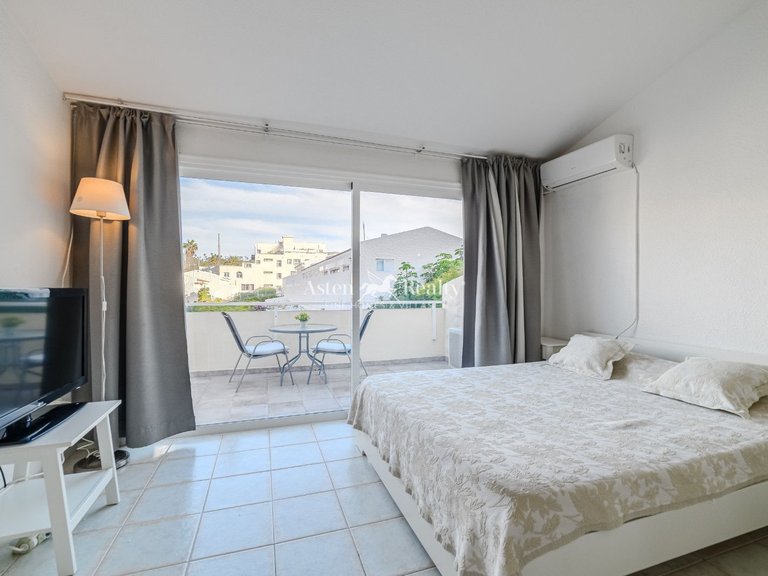 Apartment for Sale in Playa De Las Américas, Tenerife 5