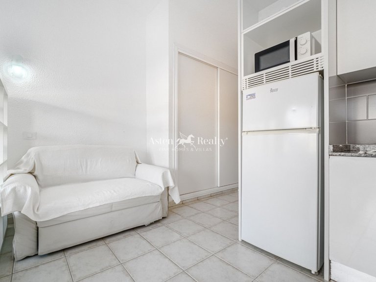 Apartment for Sale in Playa De Las Américas, Tenerife 8