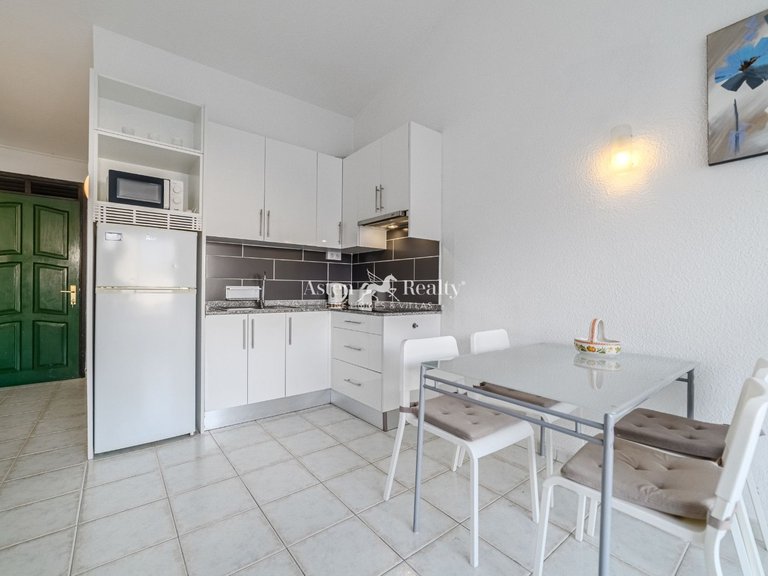 Apartment for Sale in Playa De Las Américas, Tenerife 10