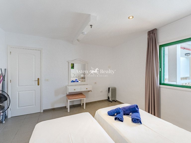 Apartment for Sale in Puerto De La Cruz, Tenerife 7