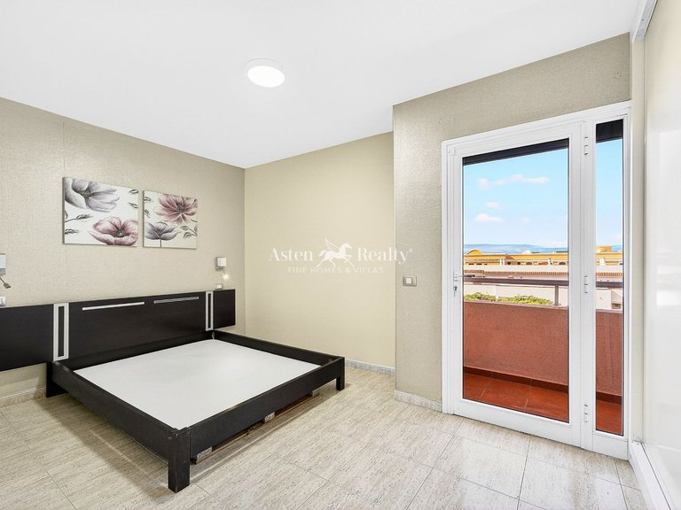 Town House for Sale in Torviscas Bajo, Tenerife 14