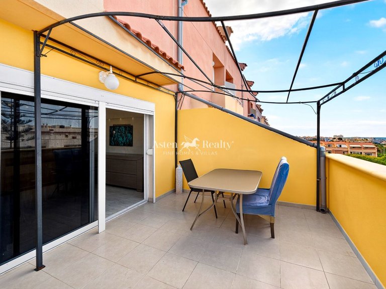 Town House for Sale in Torviscas Bajo, Tenerife 11