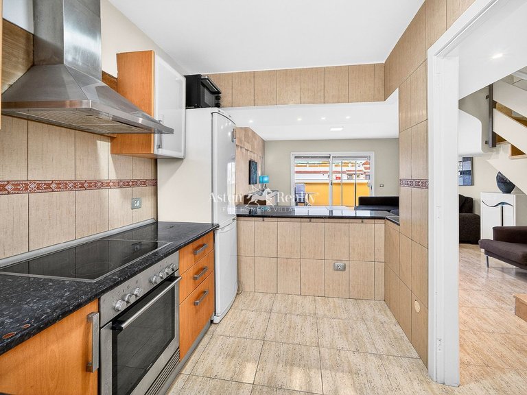 Town House for Sale in Torviscas Bajo, Tenerife 7