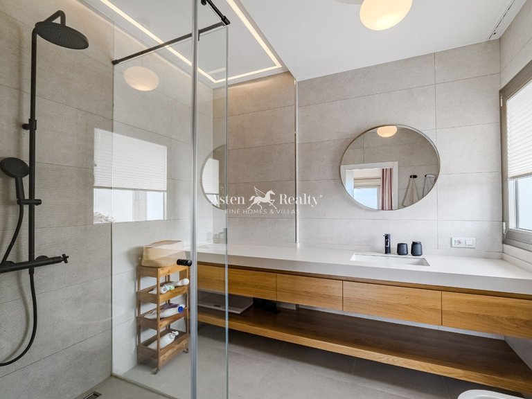 Villa for Sale in Torviscas Alto, Tenerife 24