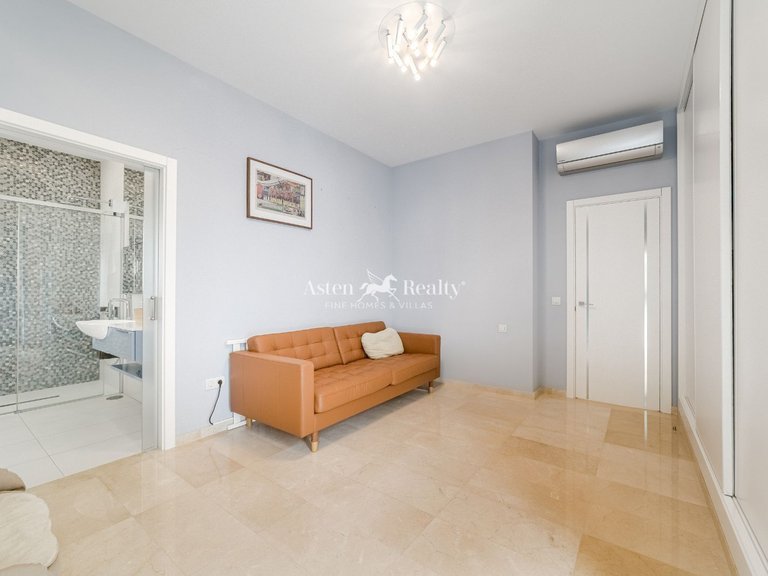 Villa for Sale in Torviscas Alto, Tenerife 26