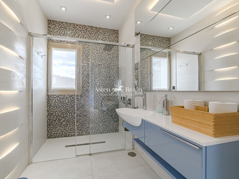 Villa for Sale in Torviscas Alto, Tenerife 27