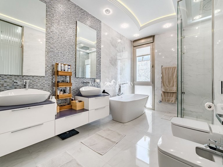 Villa for Sale in Torviscas Alto, Tenerife 15