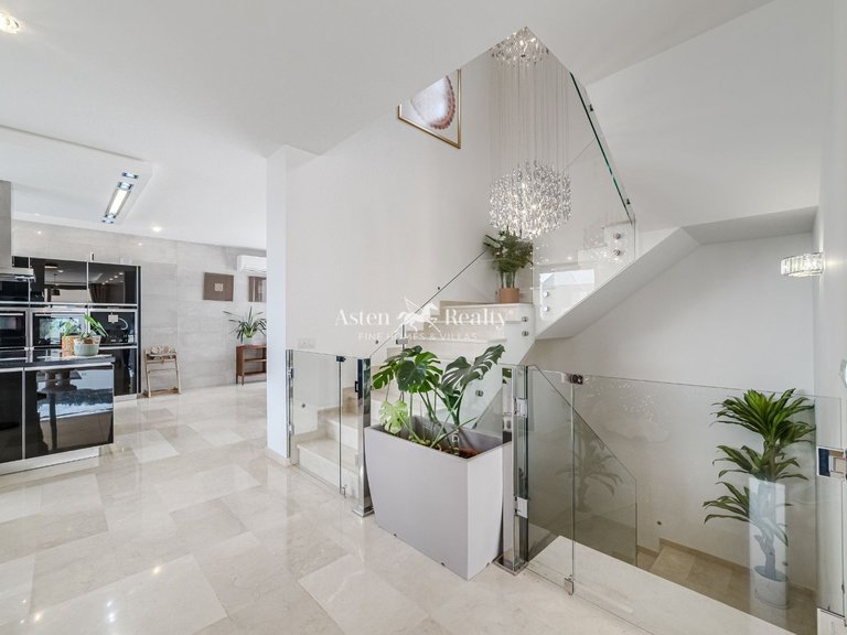 Villa for Sale in Torviscas Alto, Tenerife 11