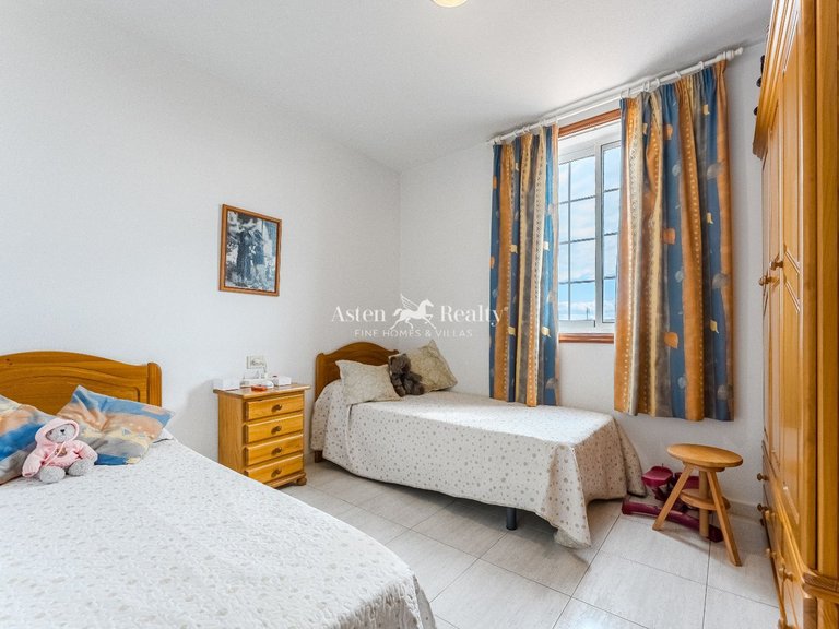 Town House for Sale in Las Galletas, Tenerife 9