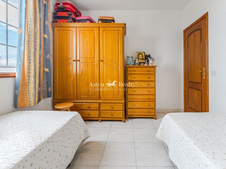 Town House for Sale in Las Galletas, Tenerife 11