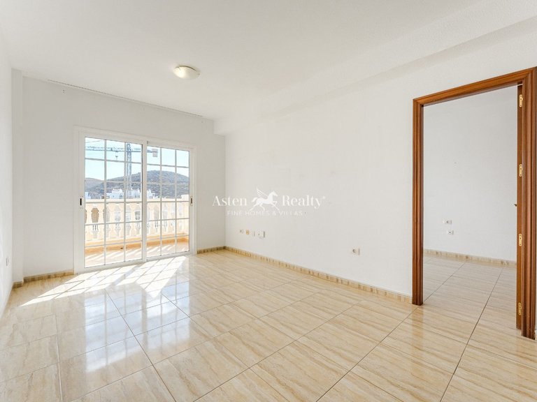 Penthouse for Sale in Palm-mar, Tenerife 3