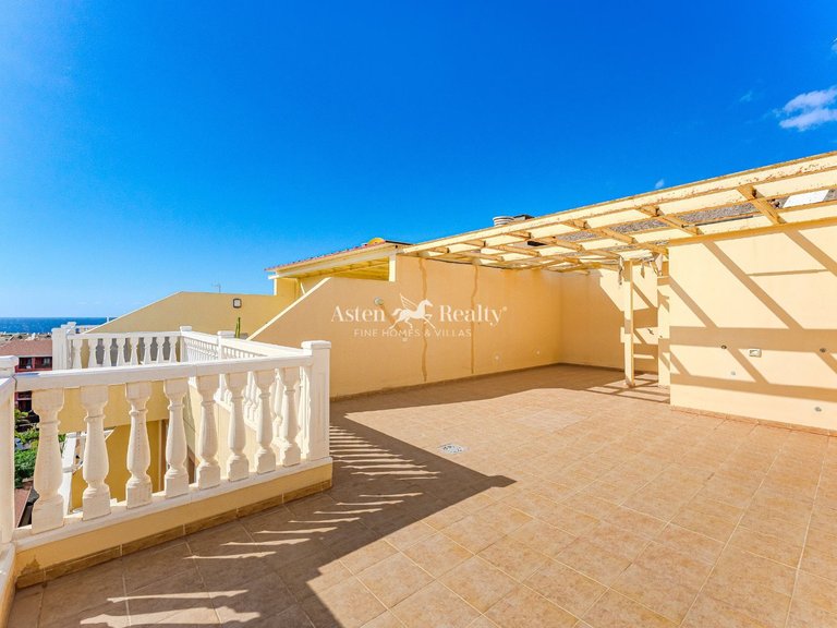 Penthouse for Sale in Palm-mar, Tenerife 11