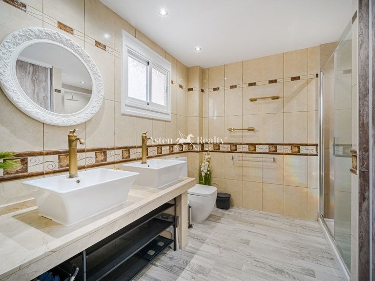 Town House for Sale in Chayofa, Tenerife 20