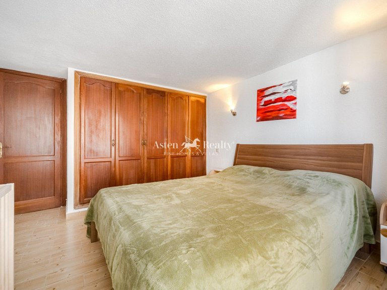 Town House for Sale in San Eugenio Alto, Tenerife 19