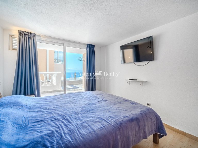 Town House for Sale in San Eugenio Alto, Tenerife 15