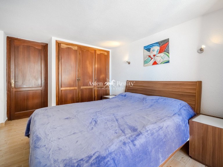 Town House for Sale in San Eugenio Alto, Tenerife 16