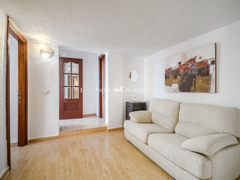 Town House for Sale in San Eugenio Alto, Tenerife 14