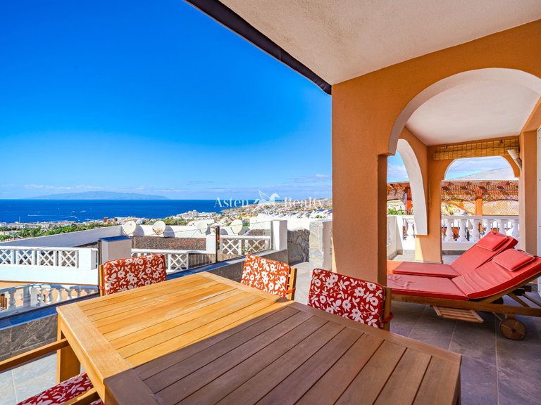 Town House for Sale in San Eugenio Alto, Tenerife 20