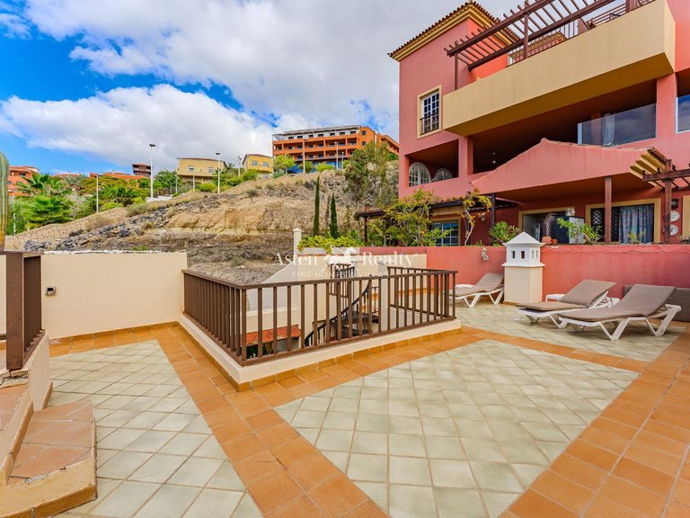 Penthouse for Sale in Playa Del Duque, Tenerife 15