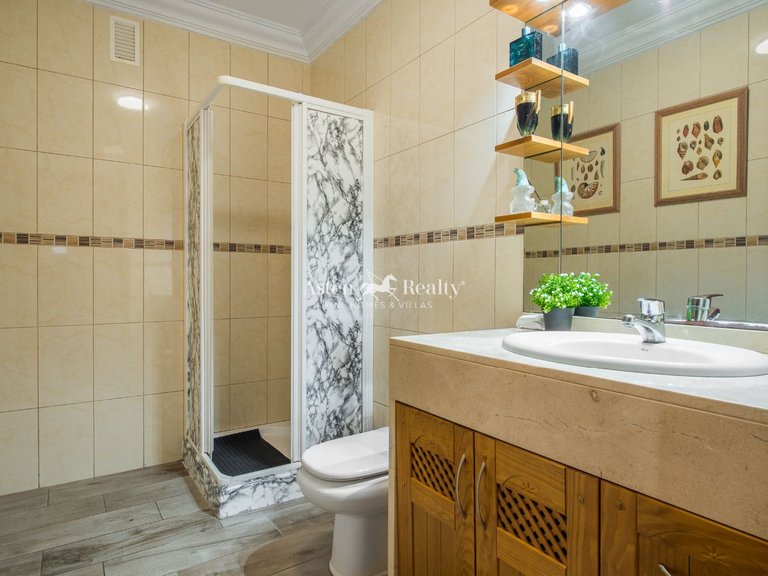 Apartment for Sale in Playa San Juan, Tenerife 9