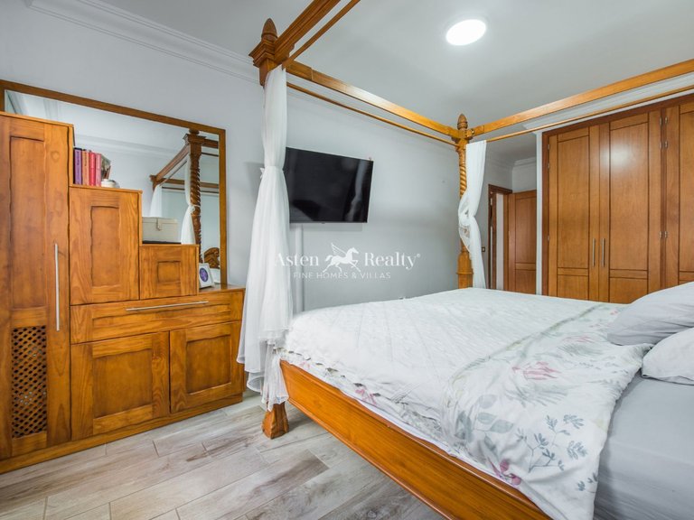 Apartment for Sale in Playa San Juan, Tenerife 6