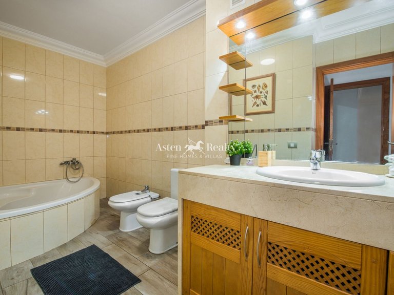 Apartment for Sale in Playa San Juan, Tenerife 4