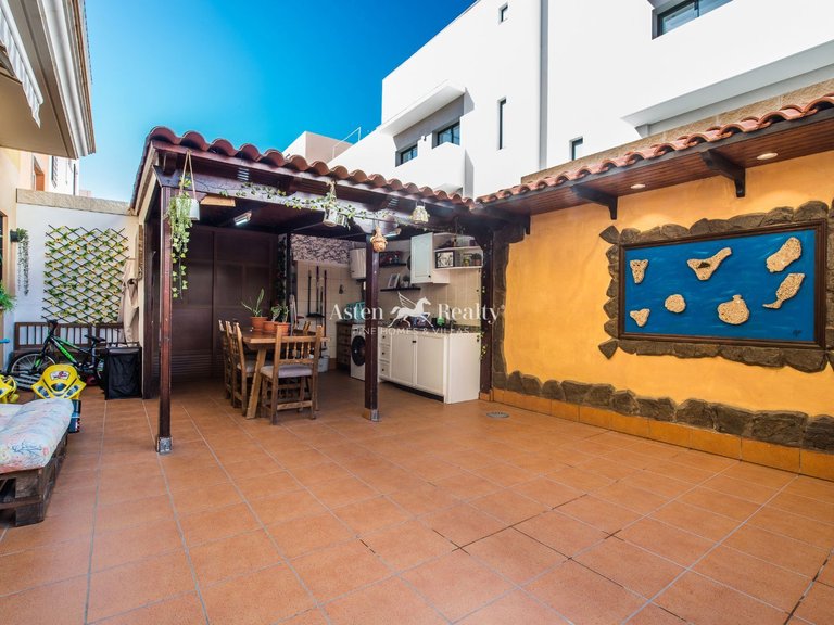 Apartment for Sale in Playa San Juan, Tenerife 13
