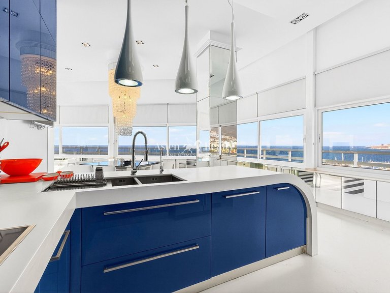 Penthouse for Sale in San Eugenio Bajo, Tenerife 15