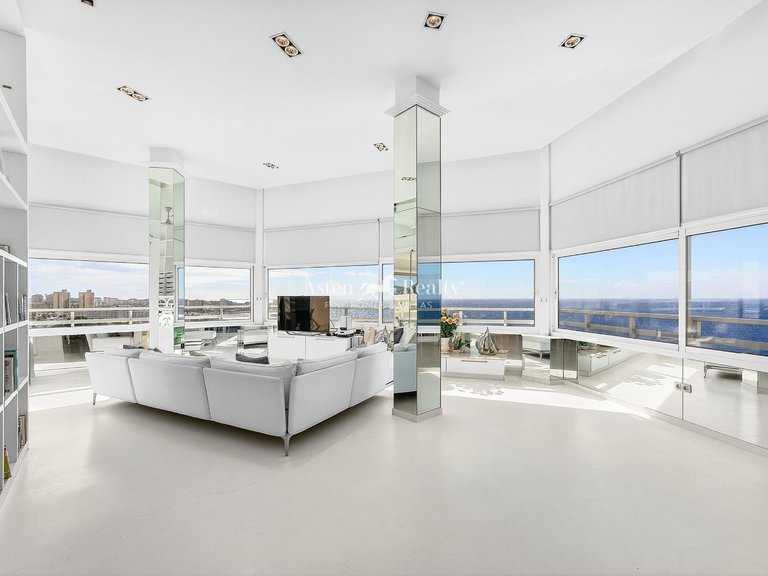 Penthouse for Sale in San Eugenio Bajo, Tenerife 3