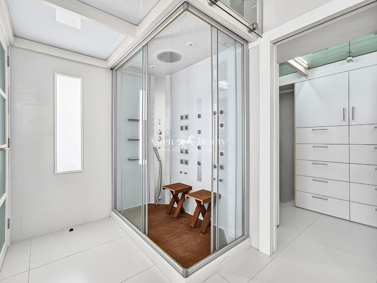 Penthouse for Sale in San Eugenio Bajo, Tenerife 19
