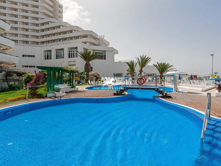 Penthouse for Sale in San Eugenio Bajo, Tenerife 24