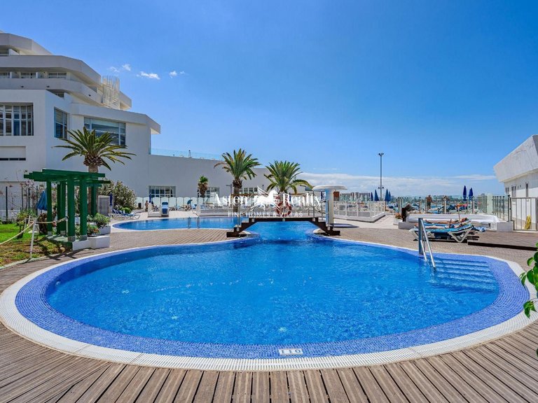 Penthouse for Sale in San Eugenio Bajo, Tenerife 23
