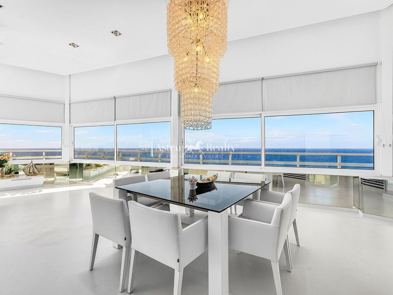 Penthouse for Sale in San Eugenio Bajo, Tenerife 6