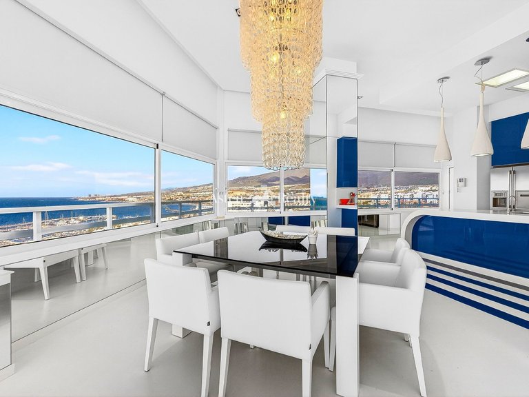Penthouse for Sale in San Eugenio Bajo, Tenerife 5