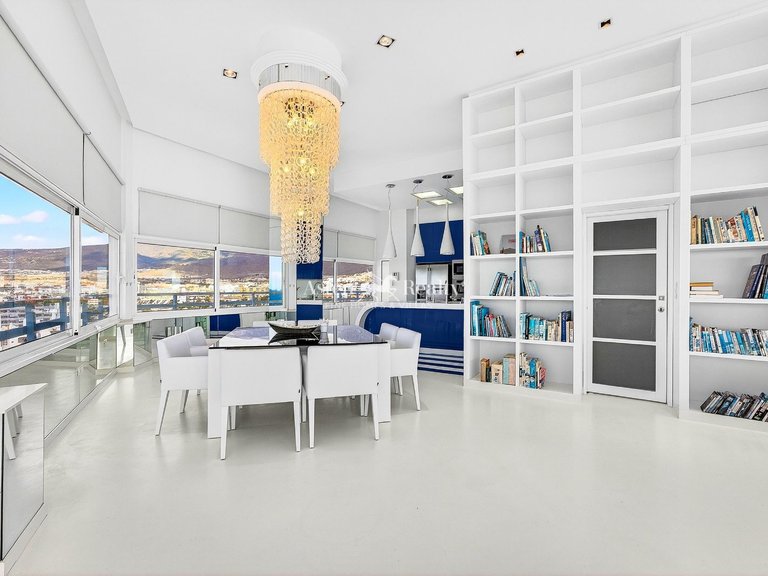 Penthouse for Sale in San Eugenio Bajo, Tenerife 10
